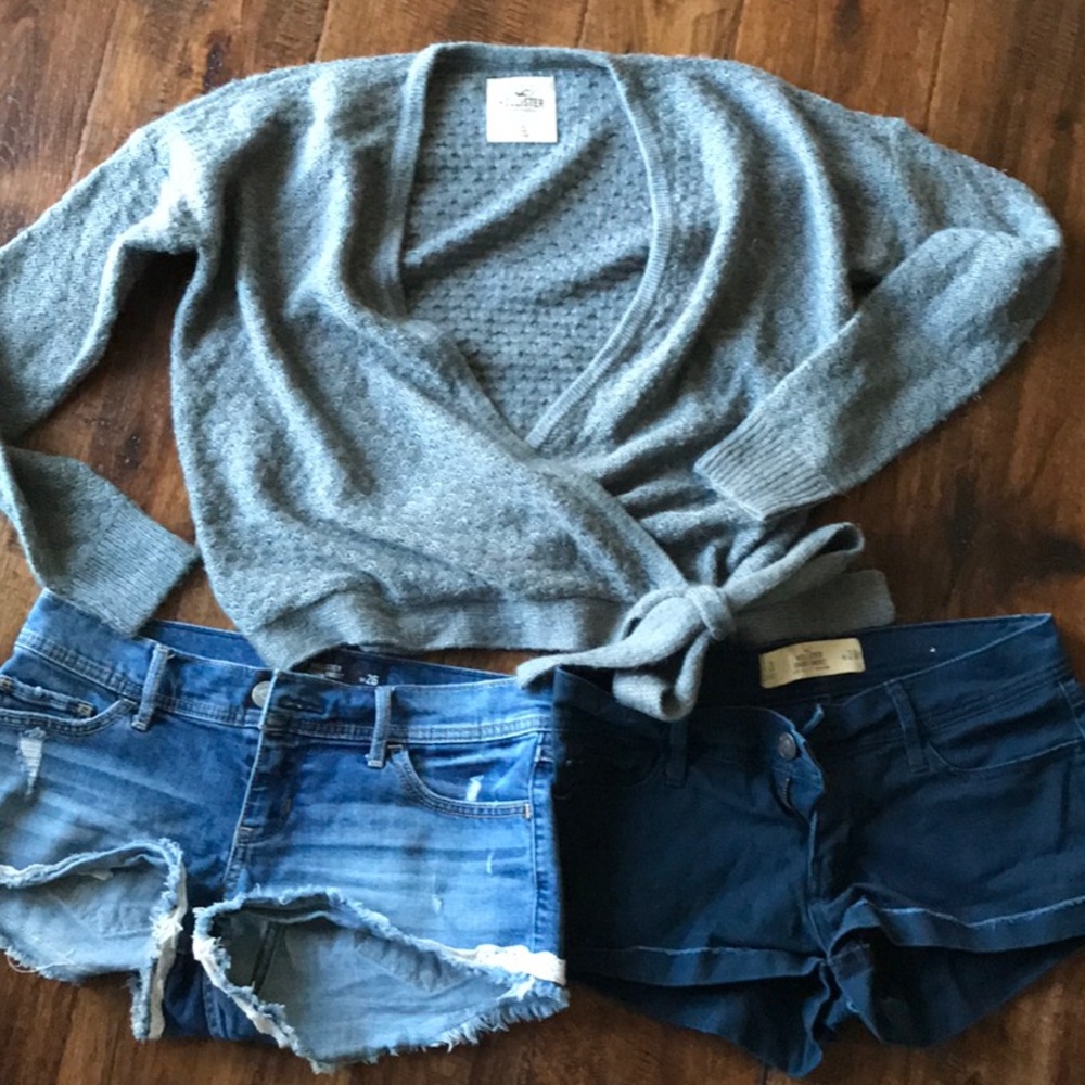 Bundle 3 sweater size XS srts size 26